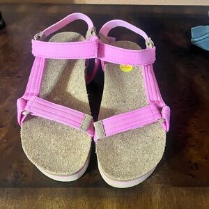 Reef Pink Women's Sandals